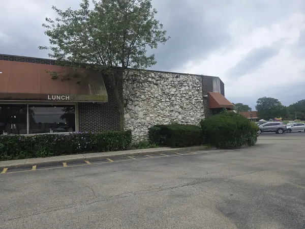 1451 Golf RD, Waukegan, IL 60085