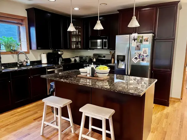 Address not disclosed, Chicago, IL 60610