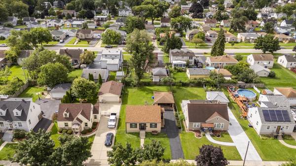 337 E Palmer AVE, Northlake, IL 60164