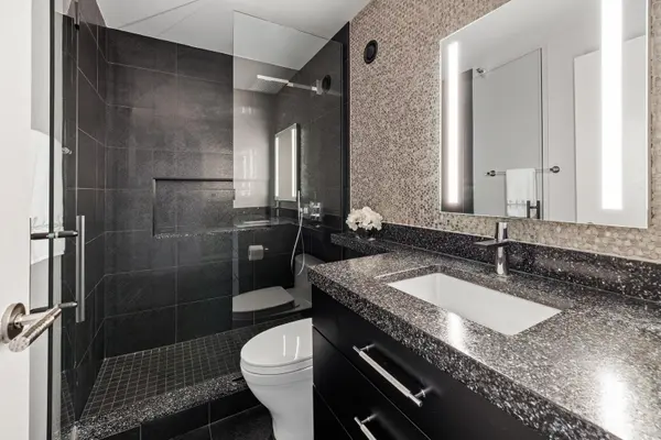 1122 N Clark ST #3606, Chicago, IL 60638