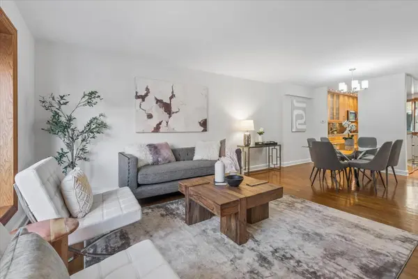 2856 N Burling ST #5, Chicago, IL 60657