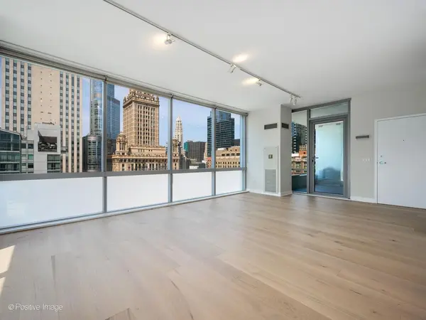 8 E RANDOLPH ST #2105, Chicago, IL 60601