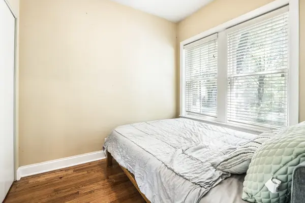 4422 N Ashland AVE #1E, Chicago, IL 60640