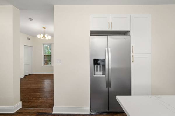 1338 W Hollywood AVE #3, Chicago, IL 60660
