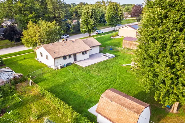 303 Hough DR, Machesney Park, IL 61115