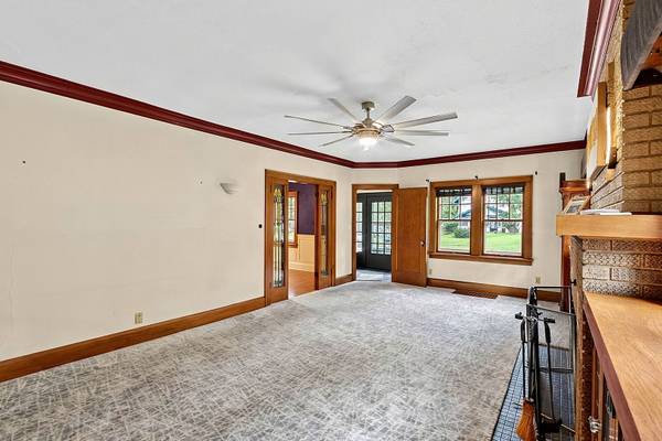 1627 Jackson ST, Rockford, IL 61107