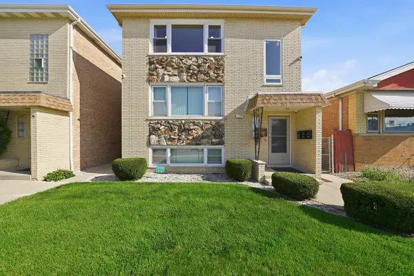 4510 W 55th ST #2, Chicago, IL 60632