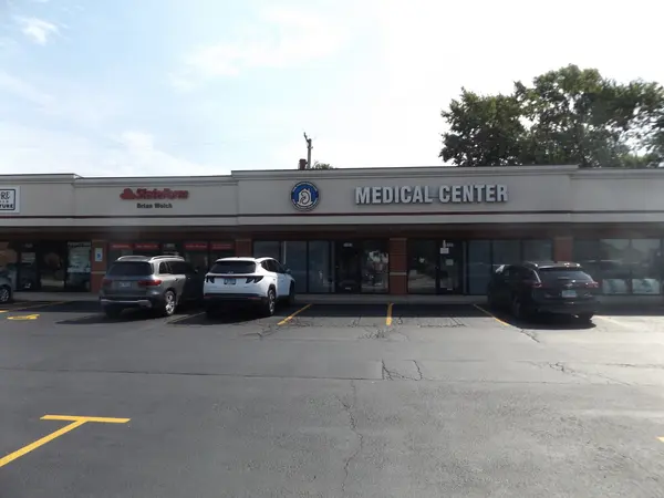 1127 S ARLINGTON HEIGHTS RD, Arlington Heights, IL 60005