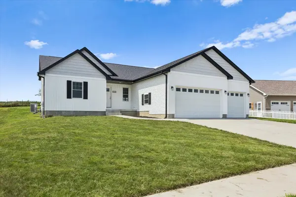 3548 Tower CT, Clinton, IA 52732