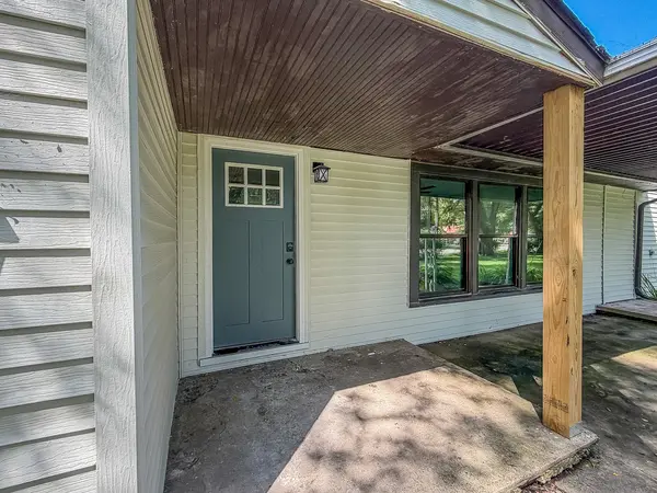 118 E Bower ST, Oreana, IL 62554