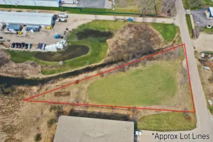 Lot 2 Commercial ST, Richmond, IL 60071