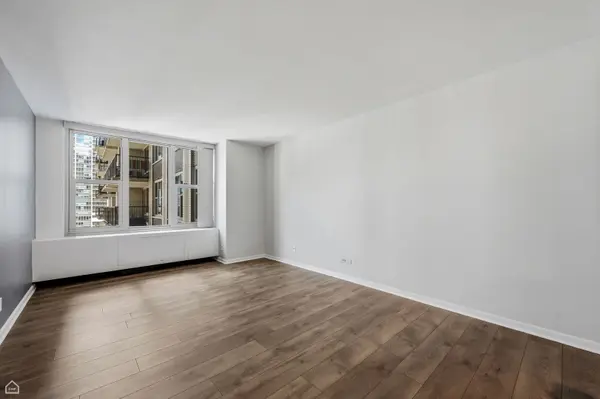 400 E Randolph ST #1812, Chicago, IL 60601