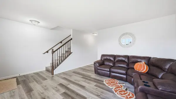 934 Derby DR, Plano, IL 60545