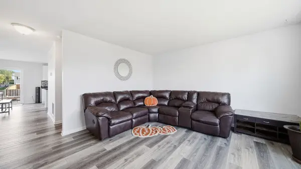 934 Derby DR, Plano, IL 60545