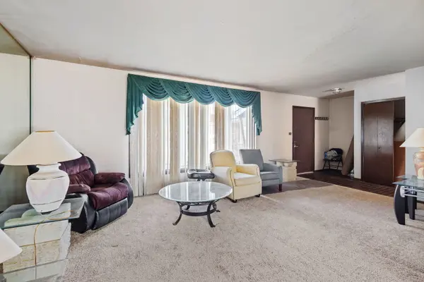 3 Rich CT, Park Forest, IL 60466