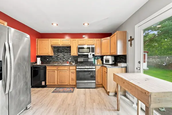 911 W Eureka ST, Braidwood, IL 60408