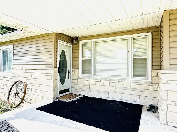 575 E Main ST, Wellington, IL 60973