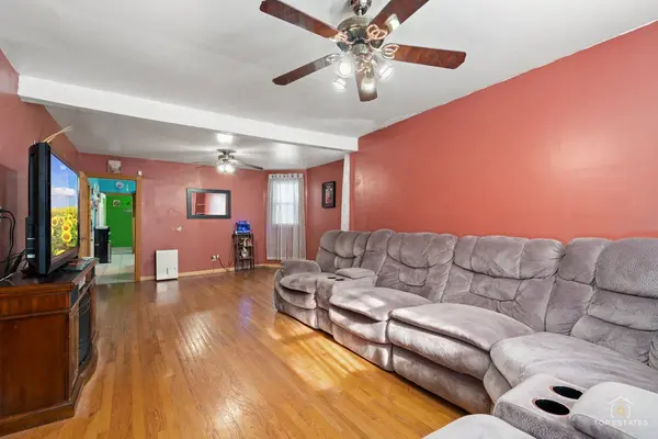4019 N Bernard ST, Chicago, IL 60618