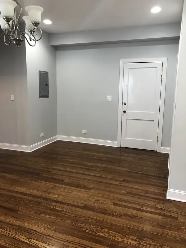 3340 W Berteau AVE #2W, Chicago, IL 60618