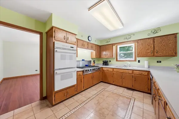16020 S Howard ST, Plainfield, IL 60586