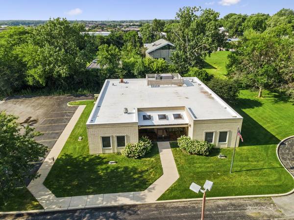 9410 Compubill DR, Orland Park, IL 60462
