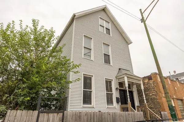 3008 N Clybourn AVE, Chicago, IL 60618