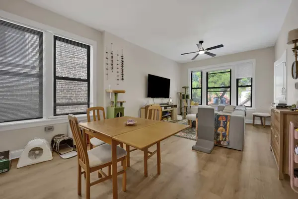 614 S Loomis ST #2, Chicago, IL 60607