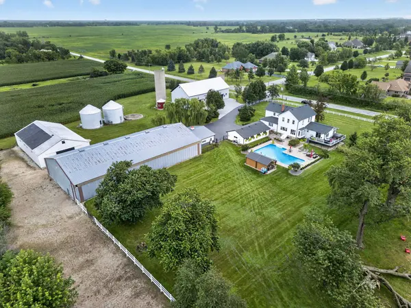 24608 S 88th AVE, Frankfort, IL 60423