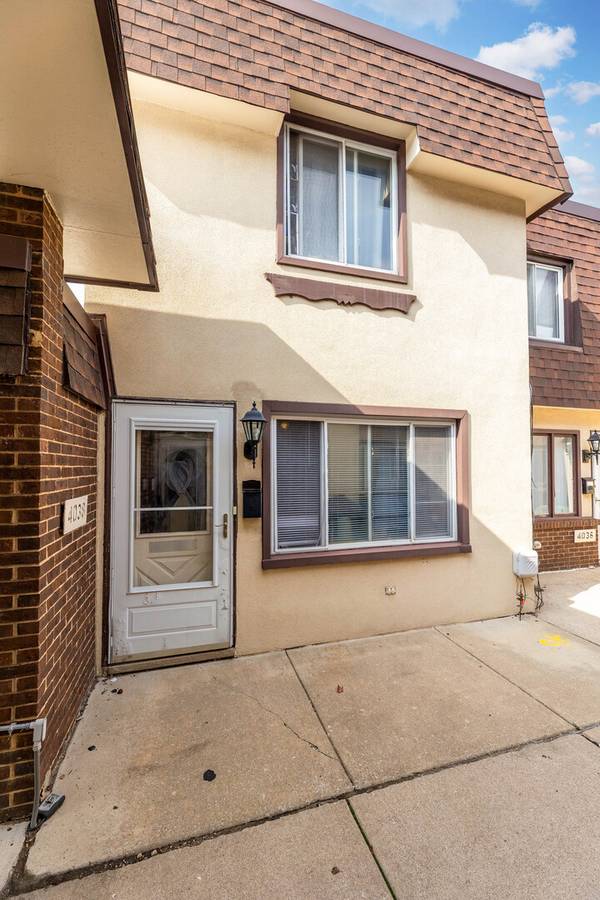 4038 Fitzjames WALK, Oak Lawn, IL 60453