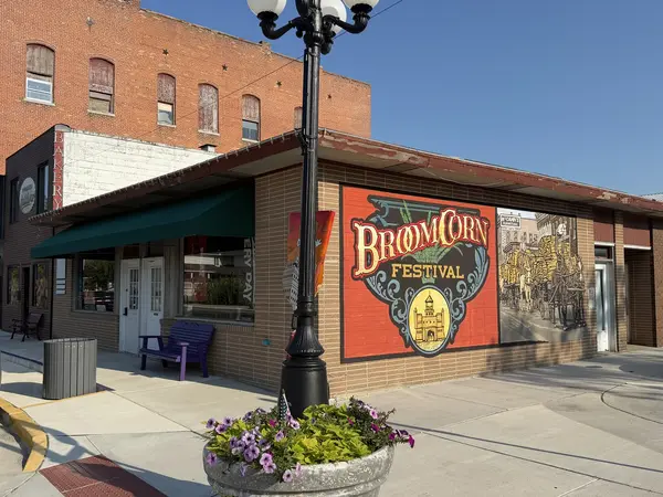202-04 E Main ST, Arcola, IL 61910