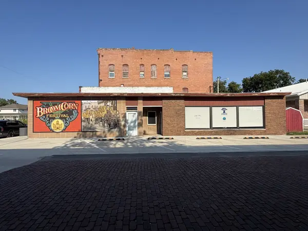 202-04 E Main ST, Arcola, IL 61910