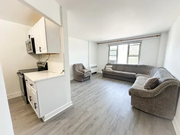 2606 W Balmoral AVE #311, Chicago, IL 60625