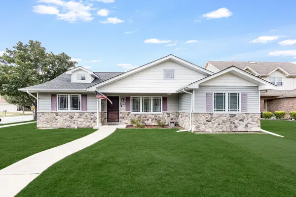 6116 W 94th ST, Oak Lawn, IL 60453