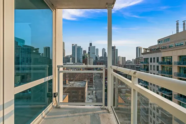 757 N Orleans ST #1511, Chicago, IL 60654