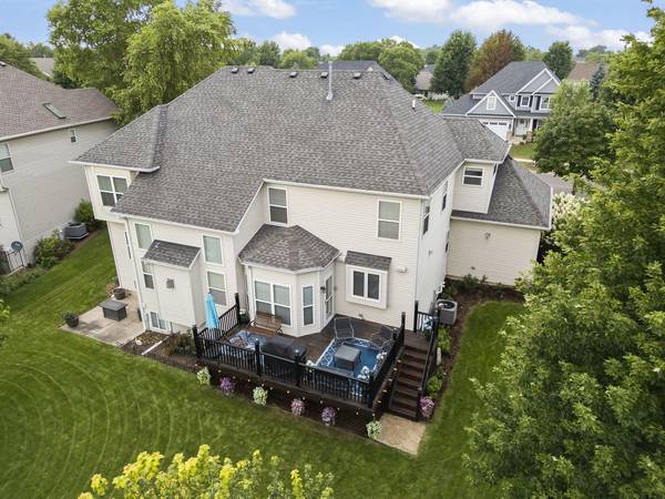 1122 Clearwater DR, Yorkville, IL 60560