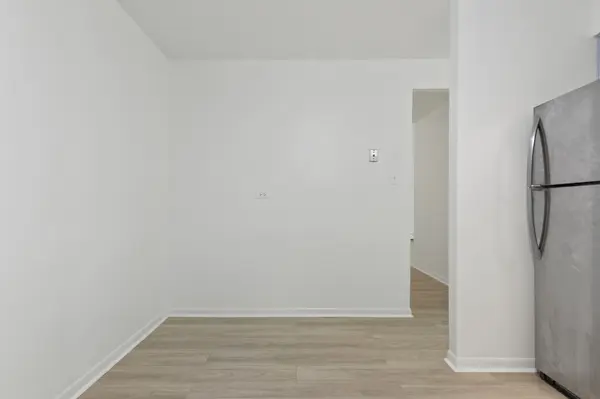 1133 S Finley RD S #402, Lombard, IL 60148
