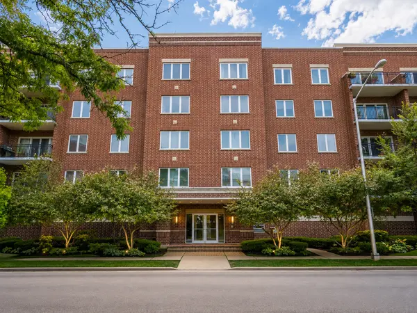 1675 Mill ST #506, Des Plaines, IL 60016