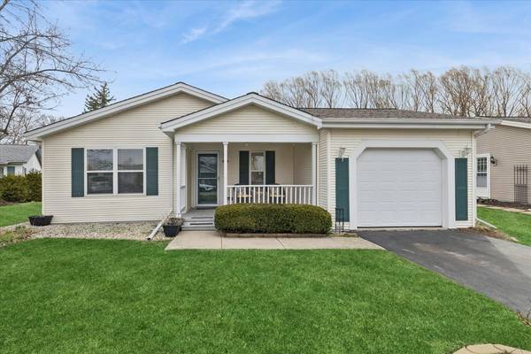 1810 Paddock CT, Grayslake, IL 60030
