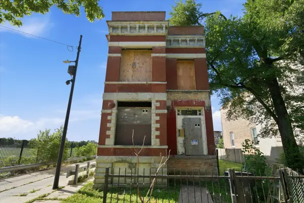 3311 W Monroe ST, Chicago, IL 60624