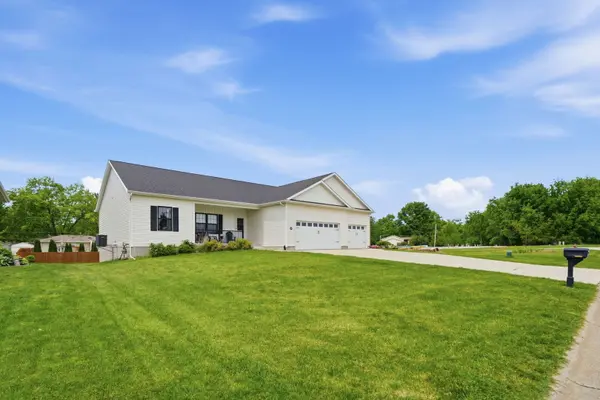 909 14th ST, Rapids City, IL 61278