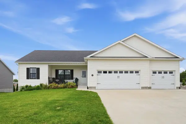 909 14th ST, Rapids City, IL 61278