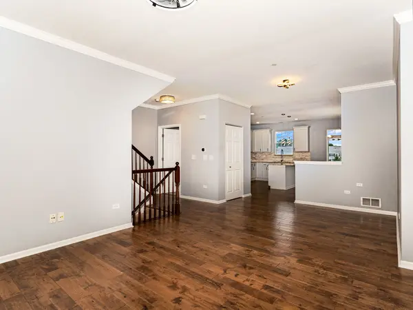 2807 Henley LN, Naperville, IL 60540
