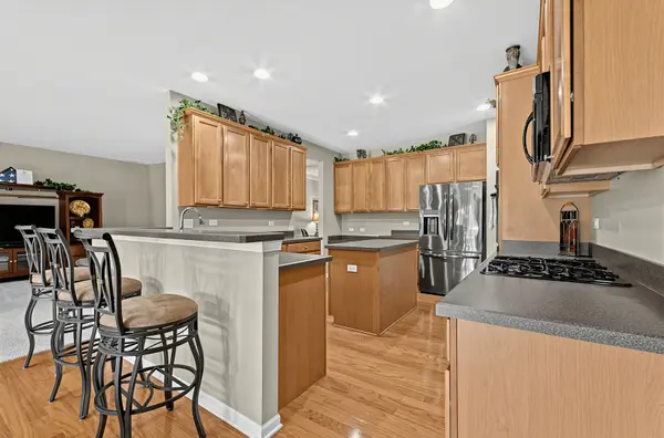211 Honors DR, Shorewood, IL 60404