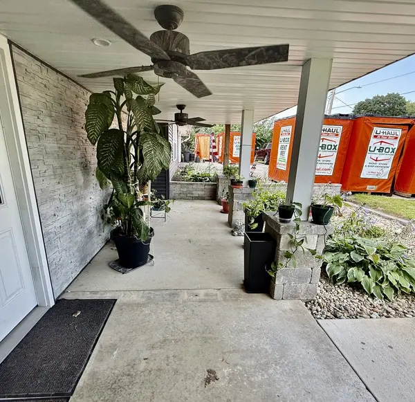 405 W Main ST, Bradford, IL 61421