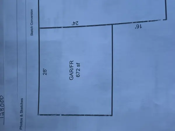 222 E Beech ST, Piper City, IL 60959