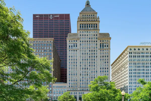 310 S Michigan AVE #1100, Chicago, IL 60604