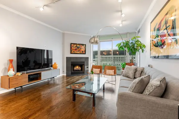 1515 S Prairie AVE #811, Chicago, IL 60605