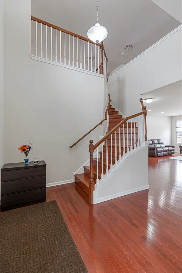 3484 Birch LN, Naperville, IL 60564
