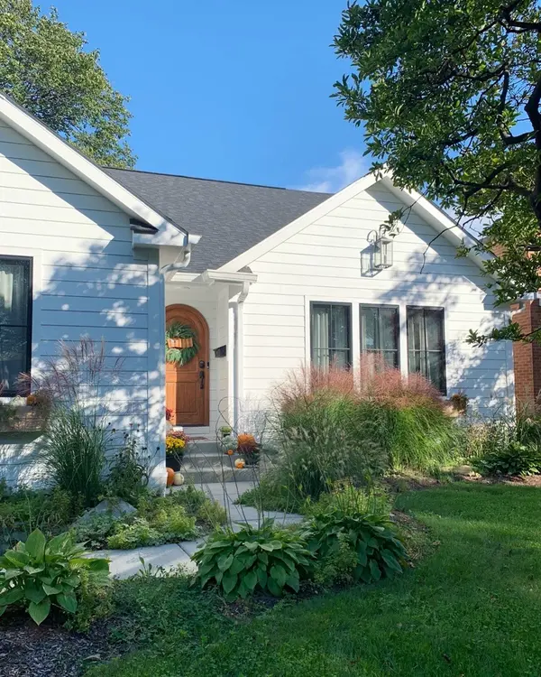 Arlington Heights, IL 60005