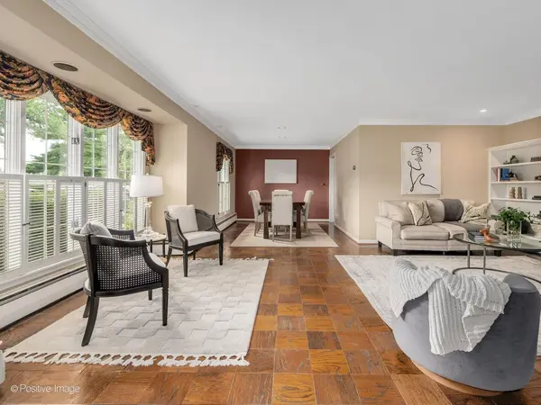 1738 60th ST, La Grange Highlands, IL 60525